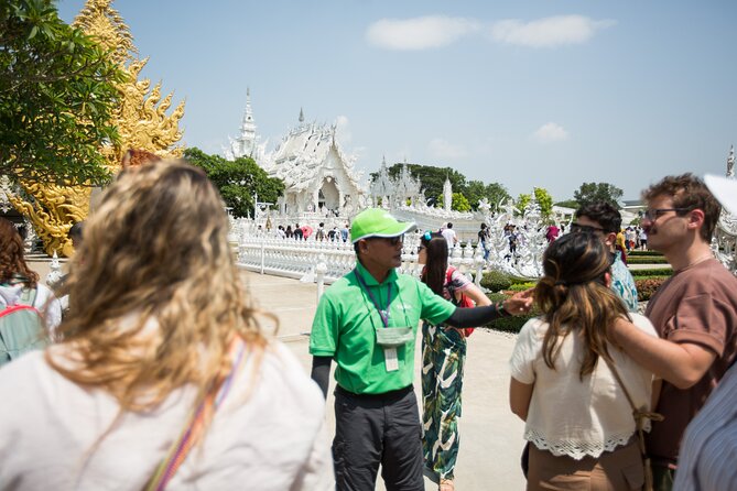 Chiang Mai: White Temple and Blue Temple Full Day Bus Tour - The Comfort of Traveling in Style