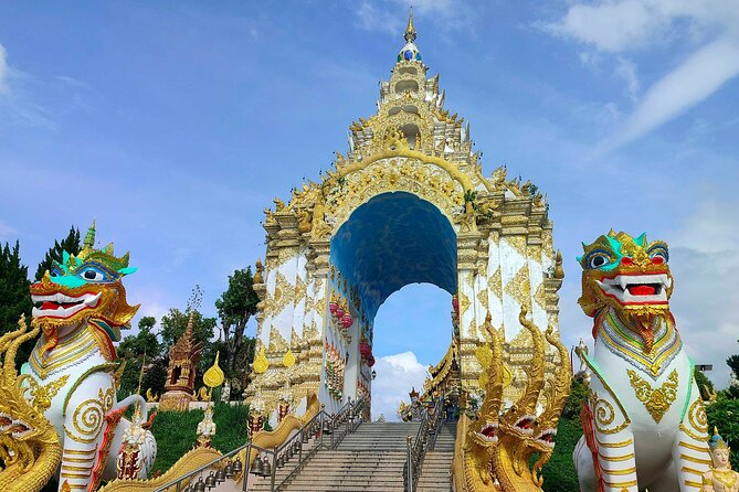 Chiang Mai: White Temple and Blue Temple Full Day Bus Tour - Authentic Experiences and Expert Guidance
