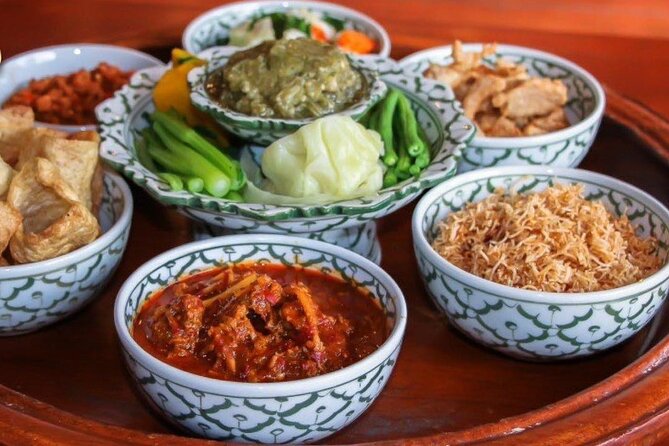 Traditional Khantoke Dinner & Cultural Show Tour in Chiang Mai - FAQ