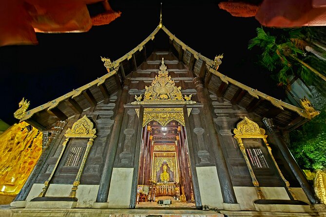 Chiangmai Temple And City Walking Tour with ex monk Part 1 - Who Will Love This Tour?