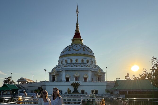 Chiang Mai Doi Saket Temple Sunset Tour with Transport - Who Should Consider This Tour?