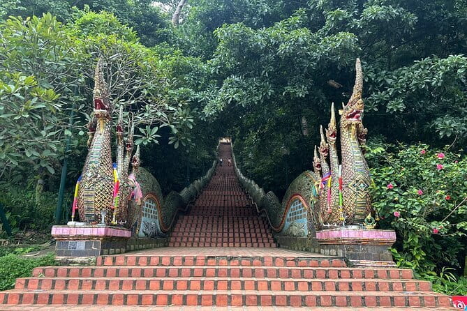 Private Day Tour Doi Suthep Temple and Handicraft Center - Whats Included and What to Keep in Mind