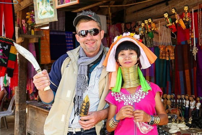 Private Day Tour Doi Suthep Temple and Handicraft Center - Authentic Experiences and Practical Tips