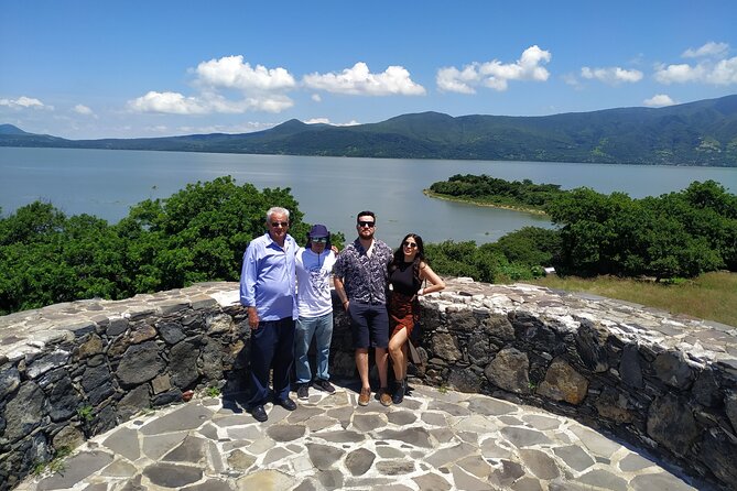 Lake Chapala Tour: Mezcala Island & Ajijic with a Local Expert - Discovering Lake Chapala and Its Surroundings