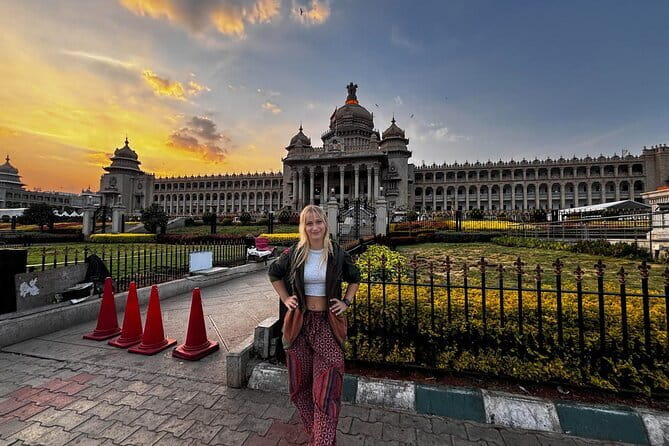 Bangalore Private City Car Tour with Guide and Lunch - Key Points