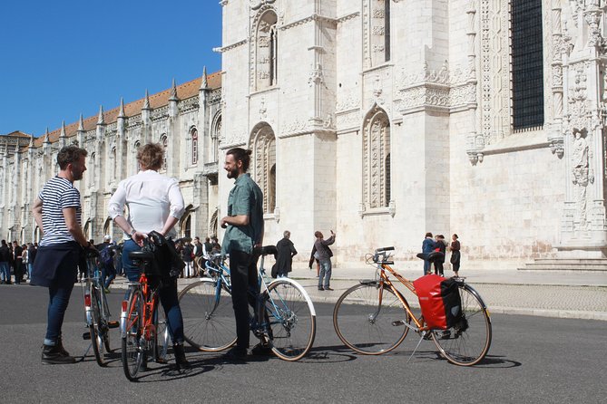 Vintage Bikes Tour - Convenient Meeting and Pickup