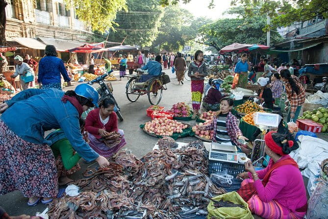 Half-Day Spiritual Shwedagon Pagoda Join in Tour in Yangon - The Shrine of Shwedagon: Beyond the Golden Facade