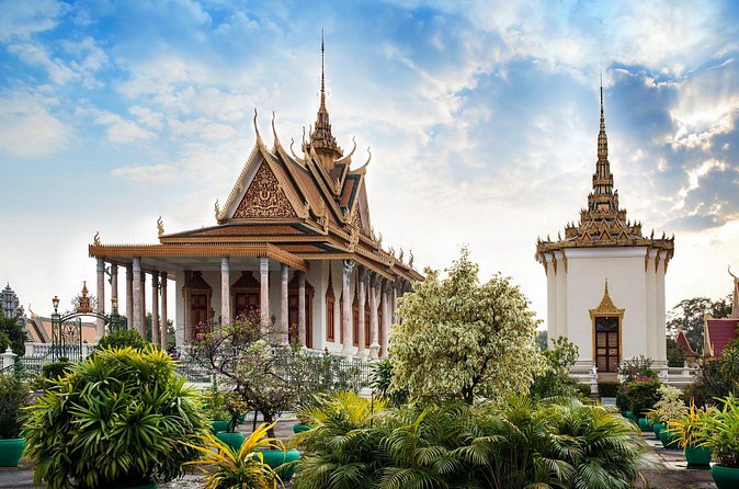 Private Shore Tour: Discover Phnom Penh's Historical Gems - FAQs