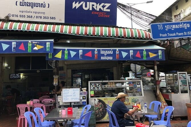 Phnom Penh Night Tuk Tuk Adventure and Local Food Tasting Tour - A Deep Dive into the Phnom Penh Night Tuk Tuk Adventure and Food Tour