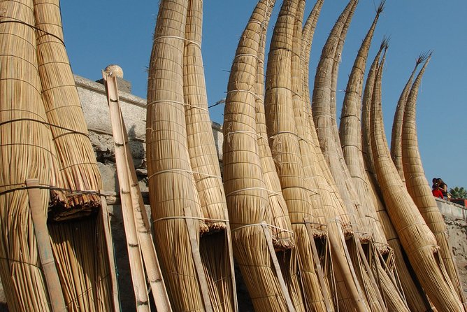 Trujillo in a Day: Chan Chan, Huanchaco, Sun and Moon Temples - Coastal Charm and Traditional Fishing Boats