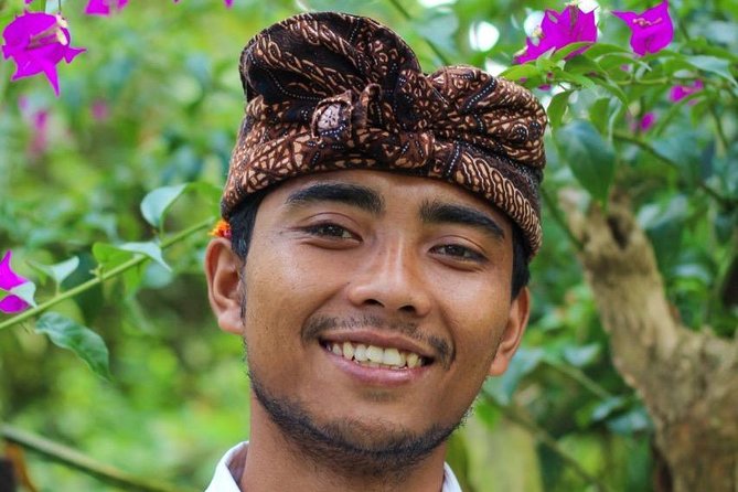 Experience Authentic Balinese Village Life on a Day Trip - Ubud - Foraging Forest Ingredients: A Unique Highlight