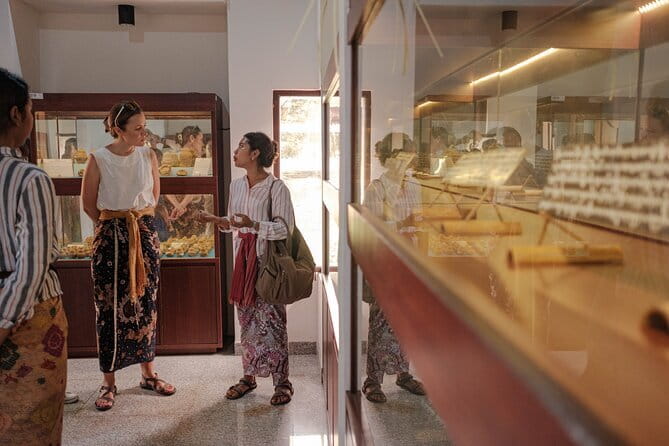 Myth of Pejeng Walking Tour - An in-Depth Look at the Myth of Pejeng Walking Tour