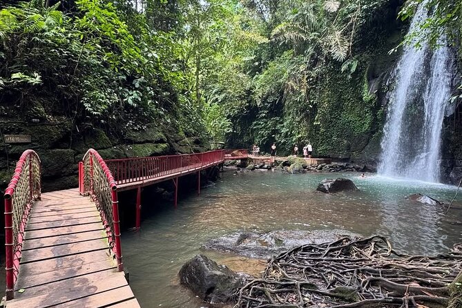 Ubud Private Guided Tour to Mengening Temple and Hidden waterfall - FAQ