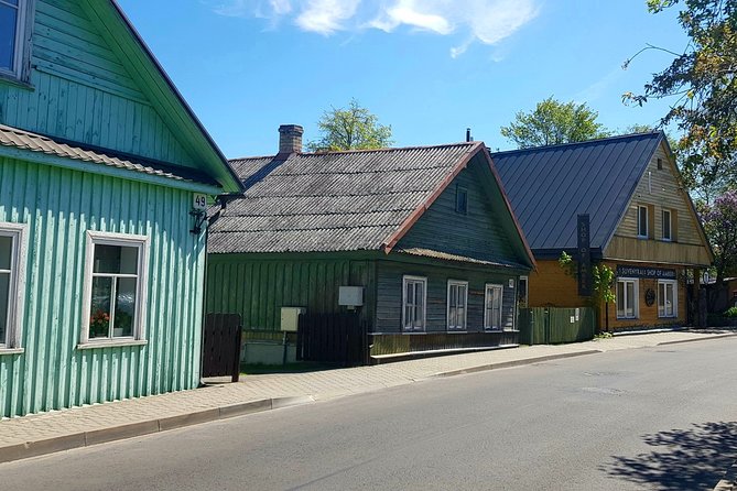 Full day Self-Guided trip to Trakai - bicycle rent for 24 h. and train tickets - Exploring Trakai: A Scenic and Cultural Gem