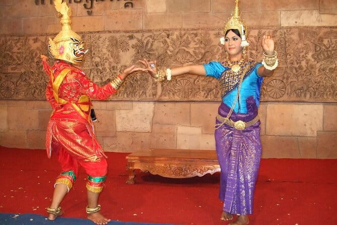 Apsara Dancing Show with Buffet Dinner Free Hotel Pick up - The Buffet Dinner: More Than Just a Meal