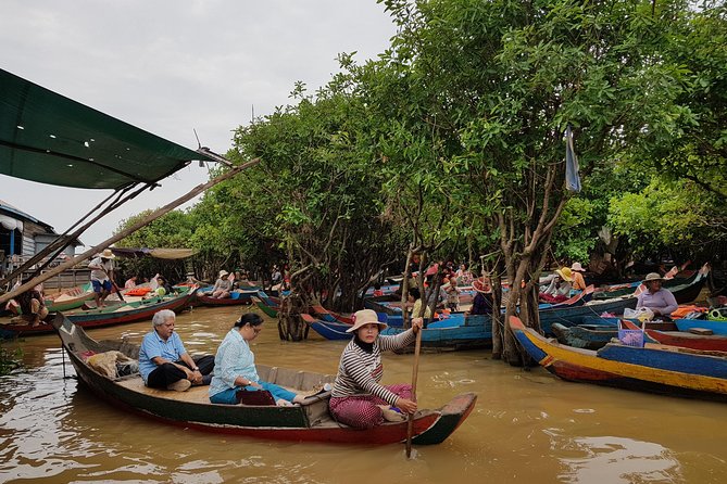 1day private tour all main temple in Angkor,sunset at TonleSap floating village - Transport and Comfort