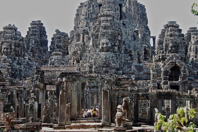 Explore Angkor Wat Sunset Watching Private Experience - Exploring the Itinerary in Detail
