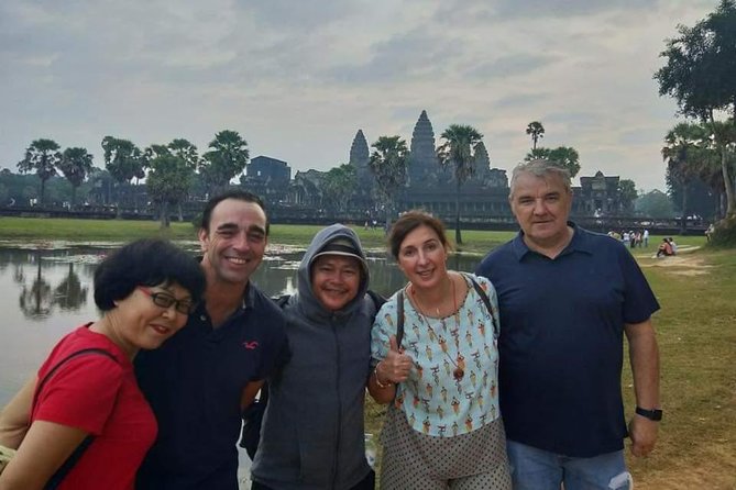 Sunrise Angkor Wat, Bayon and Ta Prohm -Share Tour (half day) - Authentic Insights from Travelers