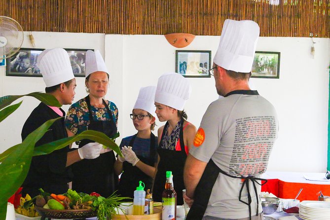 Traditional Khmer Menu Cooking Class Plus Market Tour ( Group Class ) - Who Will Love This Experience?