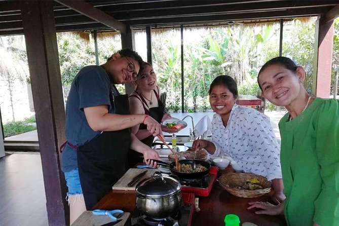 Cambodian Private Cooking Class at a Local's Home - Who Should Consider This Tour?