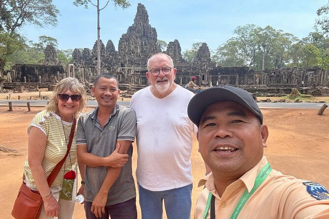 A Day Angkor Wat tour with Tour Guide - Key Points