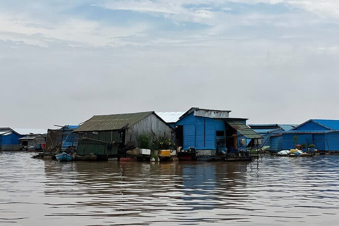 Banteay Srei Temple and Kompong Phluk Village Private Tour - Who Is This Tour Best For?