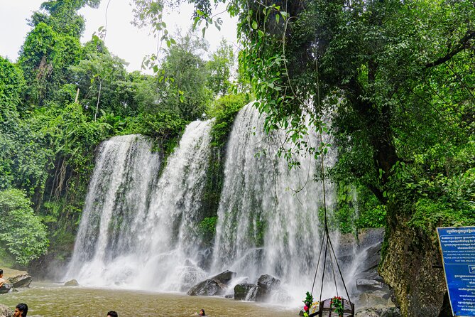 Siem Reap Full-Day Private Kulen Waterfall & 1000 Lingas Tour - Lunch in Banteay Srei District