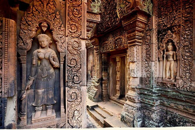 Private Banteay Srei and Roluos Group Temple Tour - Practical Considerations and Tips