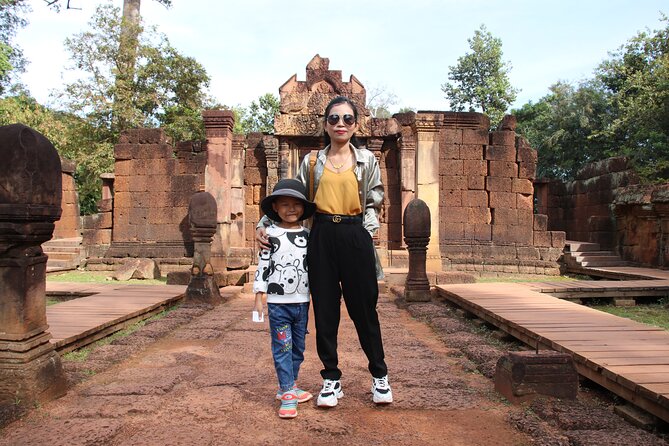 Banteay Srei Secrets Private Tour Include Kbas Spean - Introduction