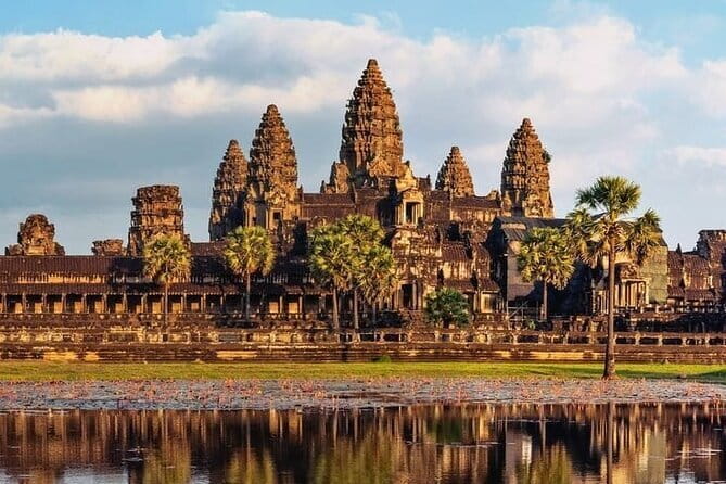 Amazing Sun Rise at Angkor Wat With Tour Guide - The Experience in Detail