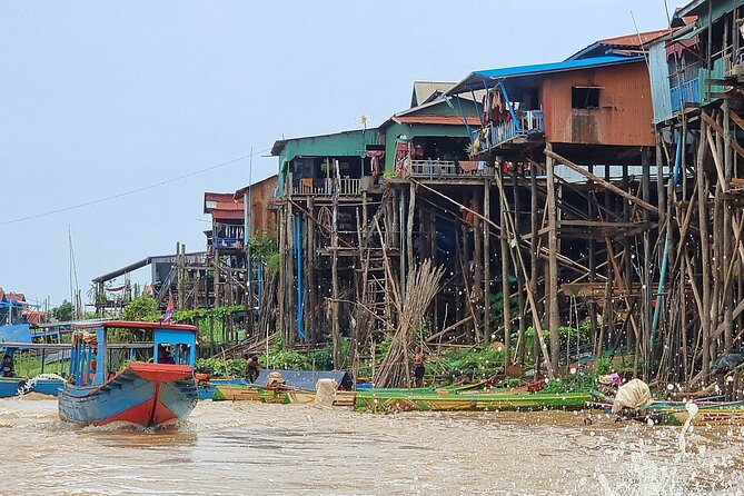 Jeep and Boat Tour in Kampong Phluk - Navigating the Water: Jeep or Boat?