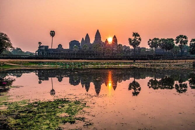 Viewing Sunrise At Angkor Half-Day Tour - Discover the Magic of Cambodia’s Temples at Sunrise