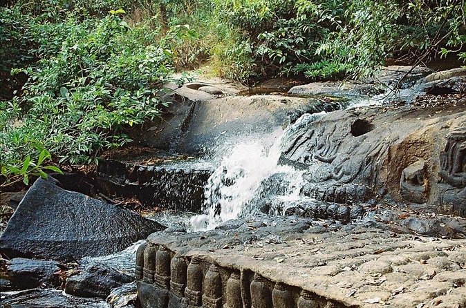 Full-Day Explore Kulen Waterfall Tour From Siem Reap - Hiking and Exploring the Mountain’s Summit