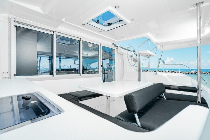 4H Lux 40' Catamaran All-Inclusive in Tulum and Playa del Carmen. - Why Consider the Price?