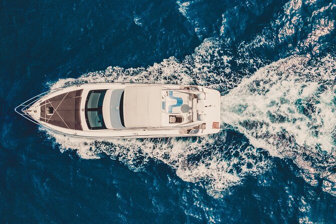 4 Hour 50' Azimut Yacht All-Inclusive in Tulum & Playa del Carmen - Exploring the Details of the 4 Hour Azimut Yacht Tour