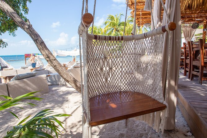 Isla mujeres from playa del Carmen, open bar Lunch and Transfer - Who This Tour Is Perfect For