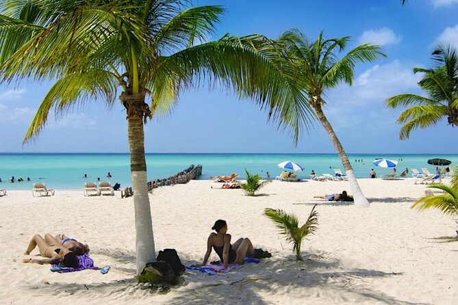 Isla Mujeres on luxury catamaran with snorkel, open bar and lunch - Who Is This Tour Perfect For?