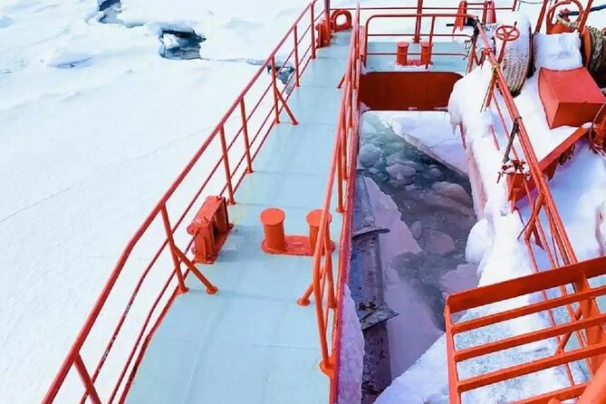 Small Group Hokkaido Sapporo Abashiri 9-Guest 2-Day Tour - Day 2: Exploring History, Nature, and Icy Adventures