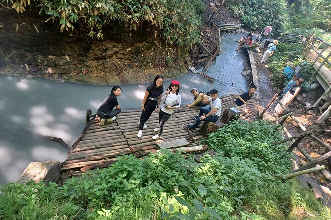 Lake Toya and Noboribatsu Hell Valley Private Day Trip - Authentic Experiences and Unique Insights