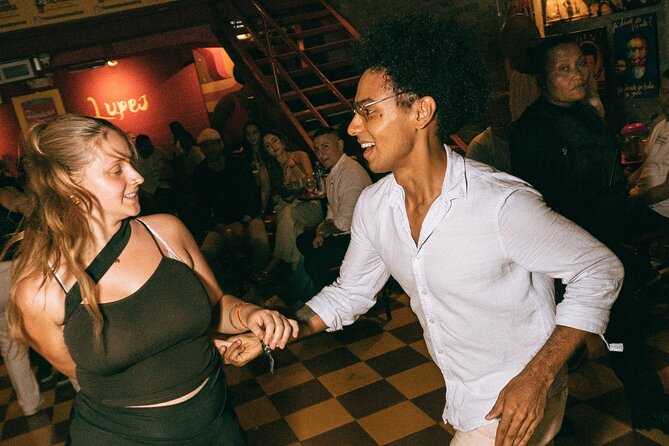 Saturday Night Bar Crawl in Cali, Colombia - Why Choose This Tour?