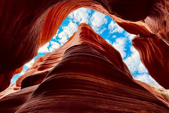 Peekaboo Slot Canyon Tour UTV and Hiking Adventure (Private) - The Authenticity and Family Appeal
