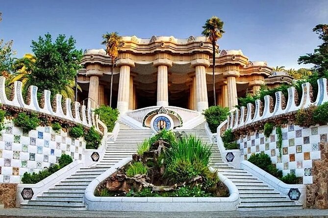 The Gaudi Tour (Small Group): Sagrada Familia & Park Guell - Authentic Insights from Reviews