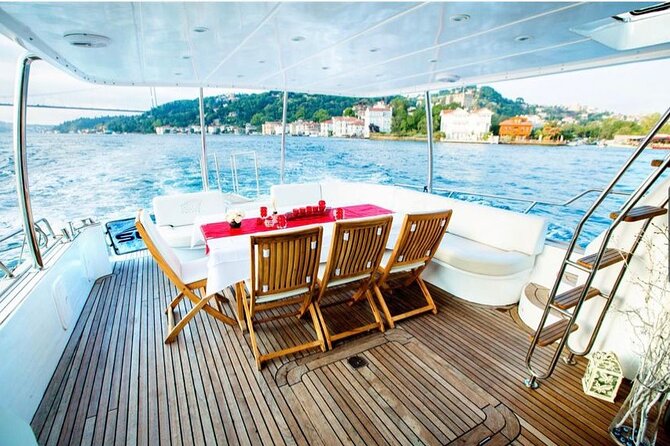 Luxury Boat Tour in Bosphorus with Hotel Transfers - Why You Should Consider This Tour
