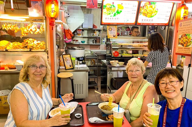 Singapore Street Food Tour with a Local: A Feast for Foodies 100% Personalized - What Makes This Tour Stand Out?