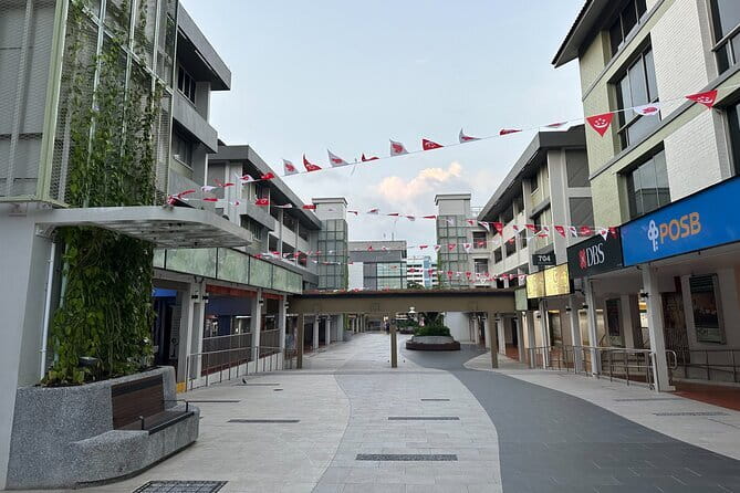 The Real Singapore Heartland Walking Food Tour - Authenticity and Local Flavor: What Travelers Love