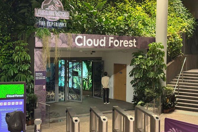 Stories of Chinatown and Garden Escape - Who Will Love This Tour?