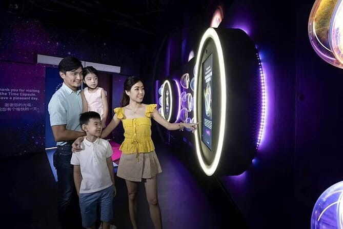 Singapore Flyer Tickets with Time Capsule - Who Is This Experience Best For?