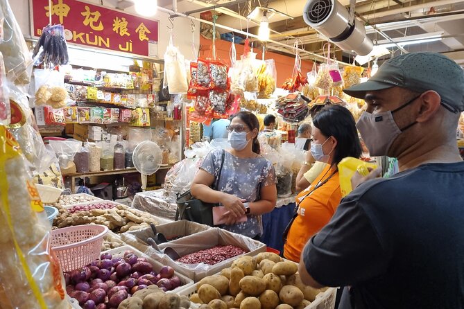 Small Group Chinatown Walking Tour with 6 Delicious Food Tastings - A Closer Look at the Experience