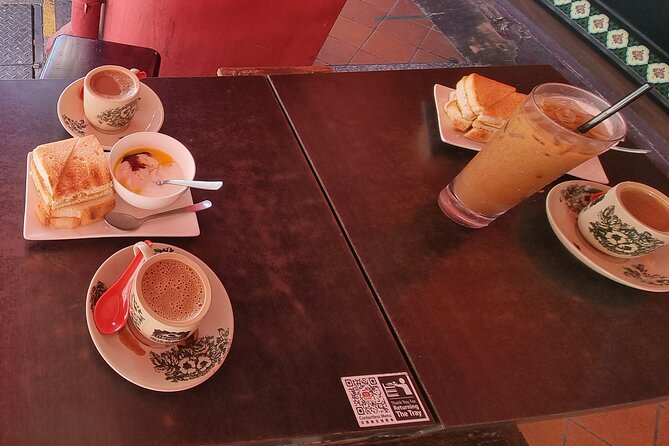 Small Group Chinatown Walking Tour with 6 Delicious Food Tastings - Authenticity and Review Insights