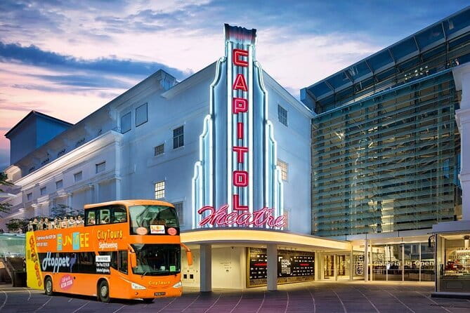 Singapore light to night : River Cruise & 02 Stunning Light Shows - Optional Nightcap at a Historic Hawker Center